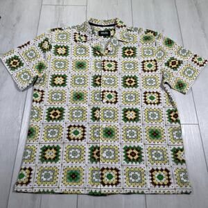 Malibu By Drill Clothing Co Men's Large Granny Squares Button Up Short Sleeve
